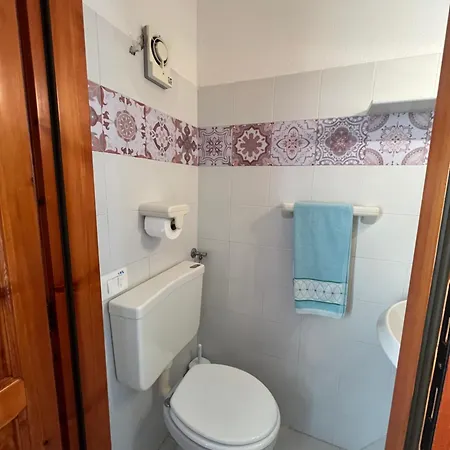 Mp Casa Sviluppata Su Due Piani Con Doppia Veranda E Parcheggio Privato דירה *