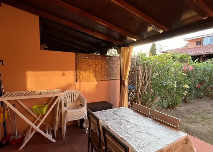 Mp Casa Sviluppata Su Due Piani Con Doppia Veranda E Parcheggio Privato Daire *