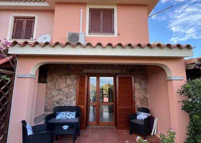 Mp Casa Sviluppata Su Due Piani Con Doppia Veranda E Parcheggio Privato Daire