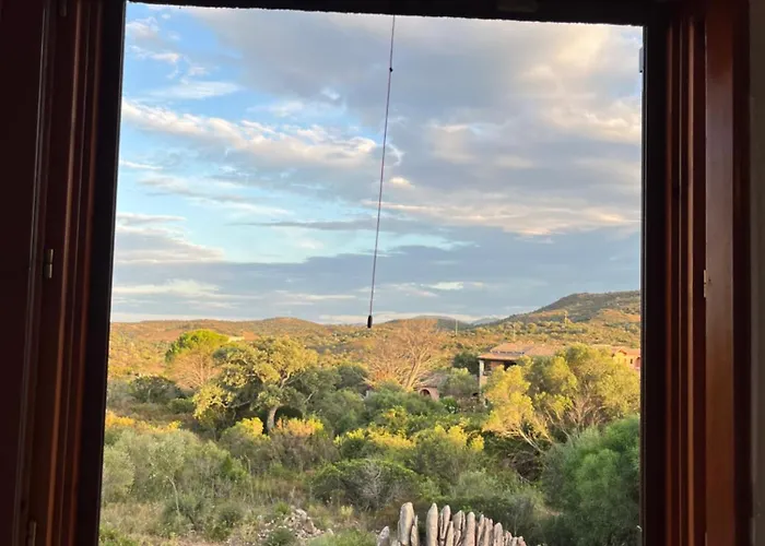 Mp Casa Sviluppata Su Due Piani Con Doppia Veranda E Parcheggio Privato Daire San Teodoro (Sardinia)