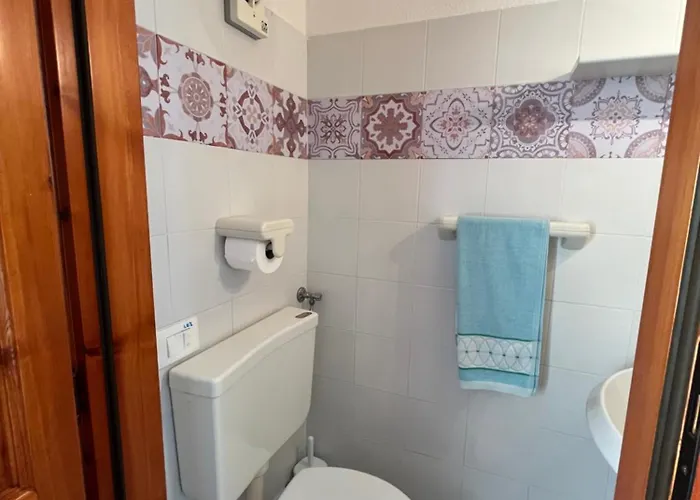 Mp Casa Sviluppata Su Due Piani Con Doppia Veranda E Parcheggio Privato Daire *